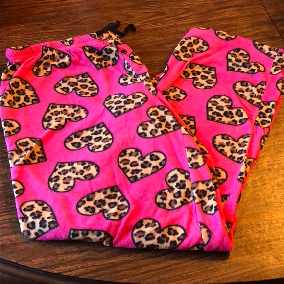 Pink with cheetah hearts sweatpants/pj pants - Picture 1 of 4